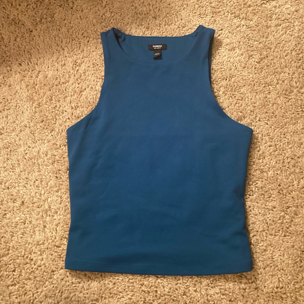 Express Body Contour Cropped Top